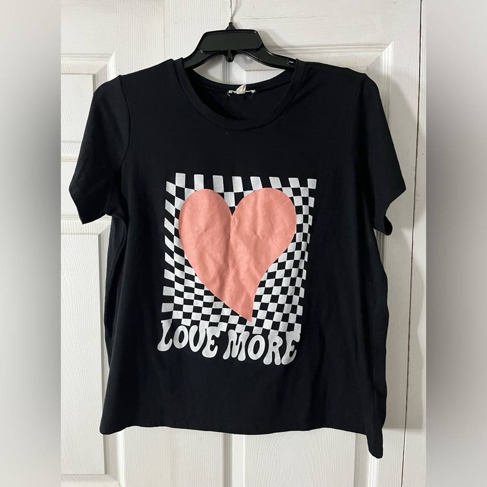 Women’s size 2x tee shirt